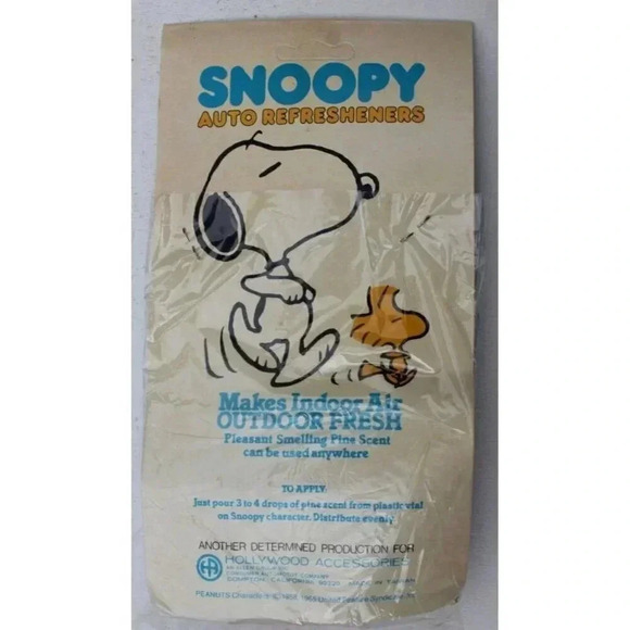 Sealed 1965 Vintage Peanut Snoopy Cool Sunglasses Woodstock Auto Refreshener NOS - Picture 2 of 2
